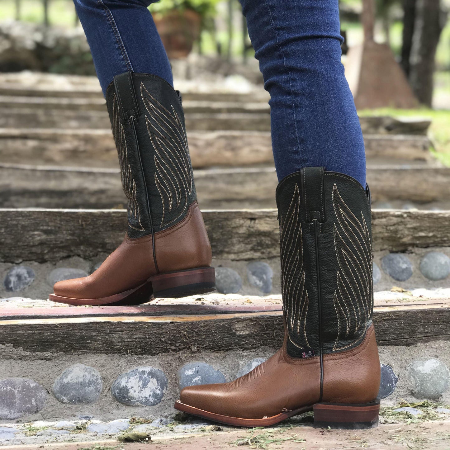 Botas Vaqueras BOTAS MAIARA 11" PULL ON PARA MUJER - Justin Boots México